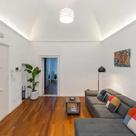 Casa Dei Visionari * Bari