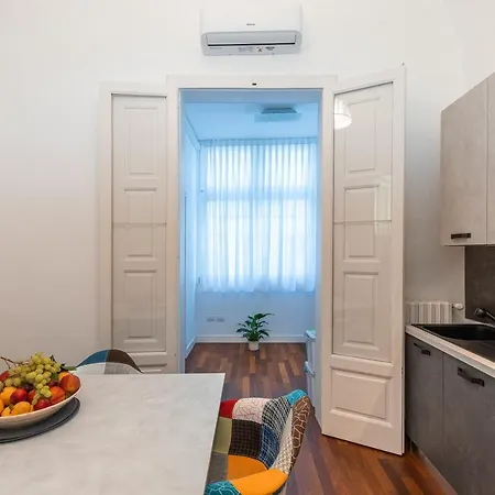 Casa Dei Visionari Bari